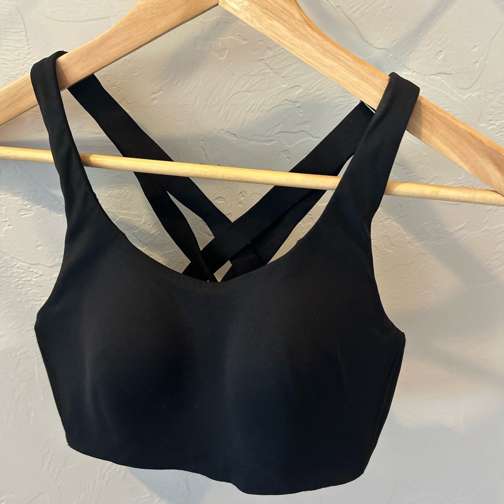 Lululemon Athletica Black Cross-Back Sports Bra
